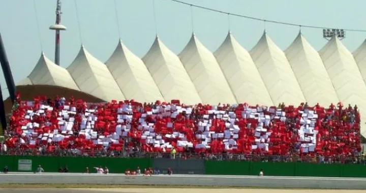 Tribuna Ducati SBK: info e date utili per tifare Checa e Giugliano