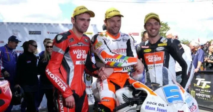 Tourist Trophy 2012: Bruce Anstey vince Gara-1 della Supersport per 0.77!
