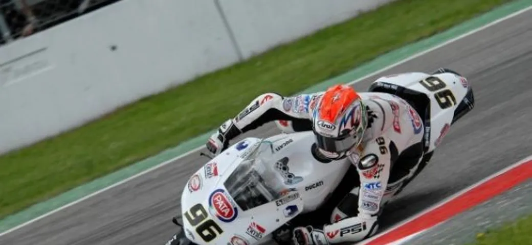 Foto del giorno: il volo di Jakub Smrz a Monza