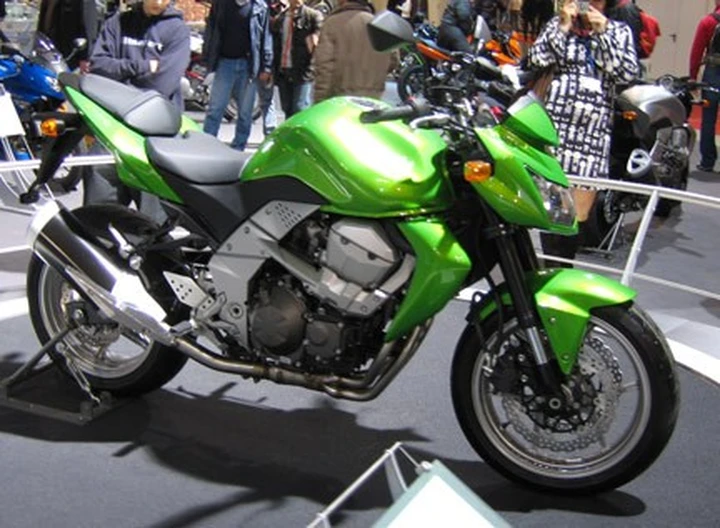 Video Kawasaki Z750