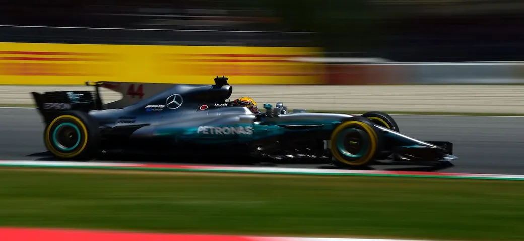 Gp Spagna F1 2017: Hamilton vince il duello con Vettel, Barcellona è sua