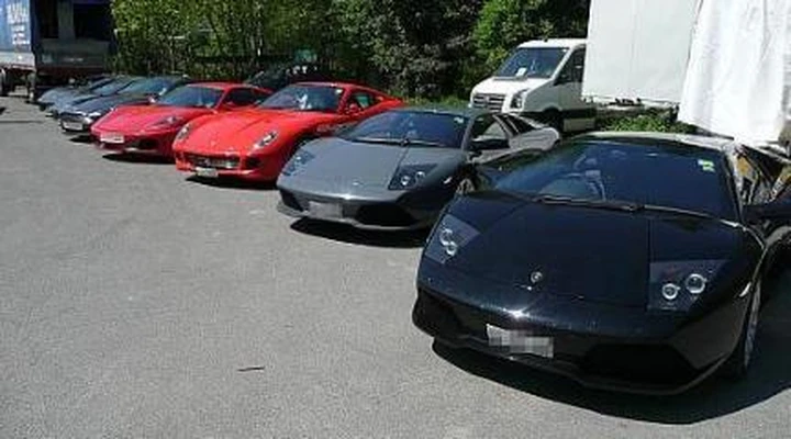 Sequestro in Svizzera per una gara clandestina tra supercar
