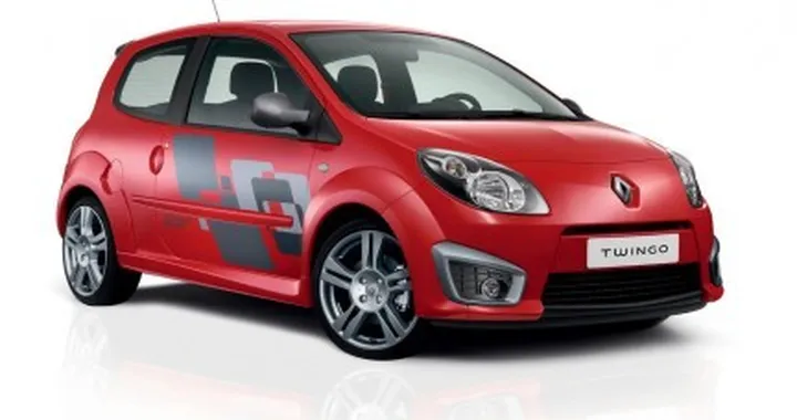 Renault Twingo RS: 15.601 € in Francia