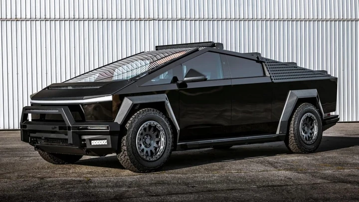 Nuovo kit Unplugged Performance per Tesla Cybertruck, look da apocalypse