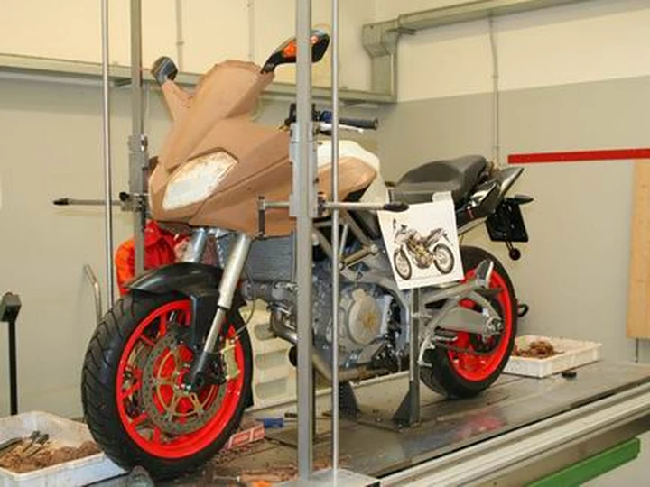 La sviluppo della Aprilia SM 1200 avanza!