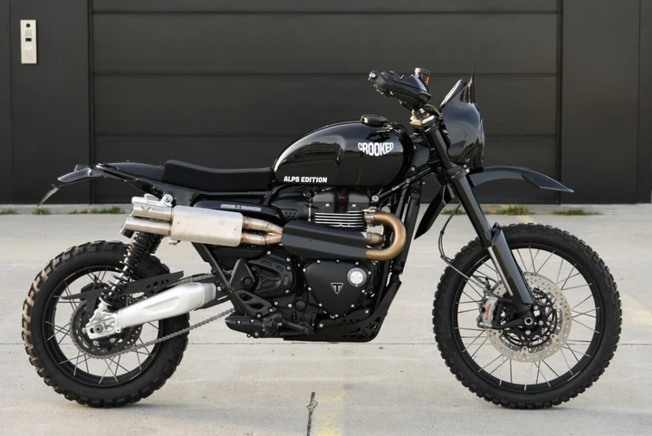 Triumph Scrambler 1200 XE: nasce l’anima Dakar con Alps Edition