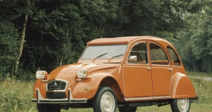 Citroen: 20 anni fa l'addio alla 2CV
