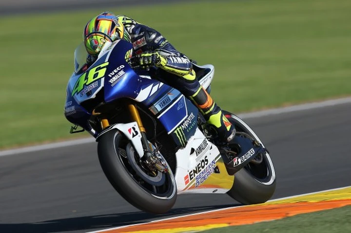 MotoGP Valencia 2013: Lorenzo battagliero, Rossi fatica a tenere il ritmo