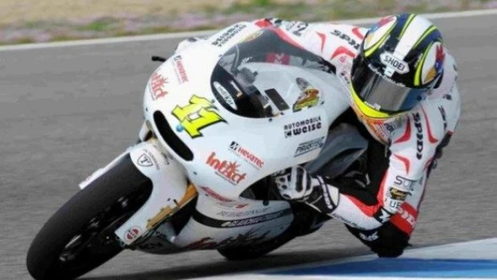 125, Brno: prima vittoria per Sandro Cortese. Nico Terol rompe e Zarco (oggi 2°) si avvicina in classifica.