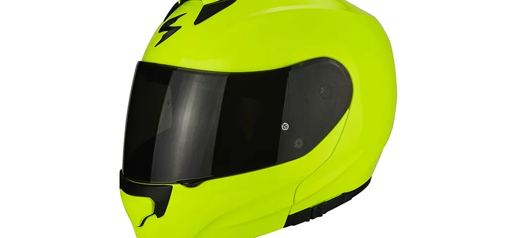 Scorpion Exo 3000 Air: e luce fu