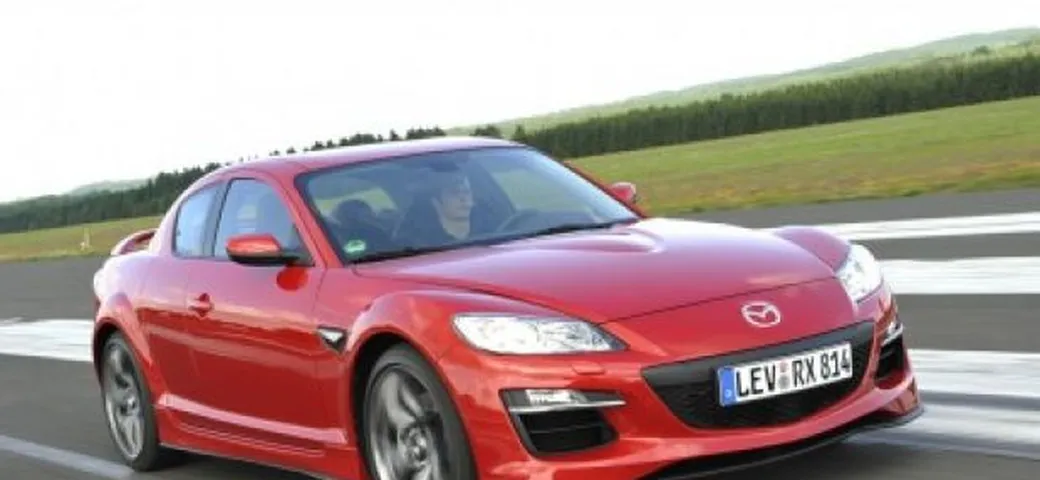 Mazda RX8: le immagini ufficiali del restyling al debutto a Francoforte