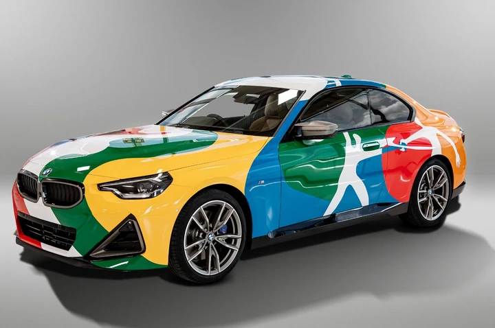 La BMW Serie 2 diventa una Art Car in Messico