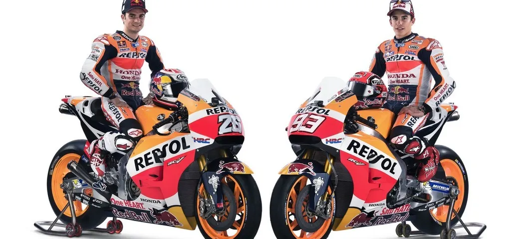 MotoGP: Repsol Honda svela la RC213V 2016 [Foto e Video]