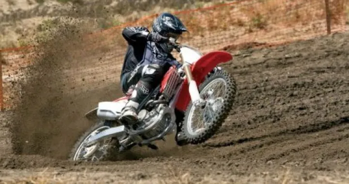 Honda CRF 250R e CRF450R 2010