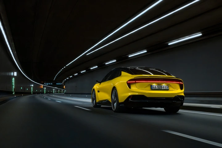 Lotus al Goodwood Festival of Speed 2024: debutti dinamici di Emeya e Evija X in UK