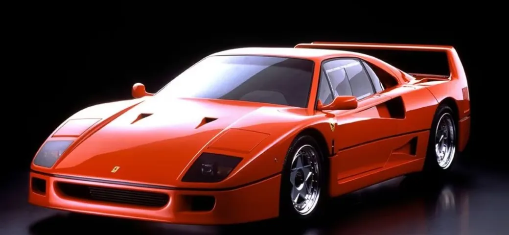 Ferrari F40 risorge a Monaco: la supercar torna in vita dopo l’incendio