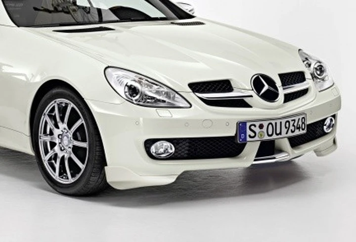 Mercedes SLK restyling: nuove immagini ufficiali