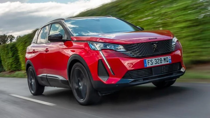 Peugeot 3008 e 5008, arriva il mild hybrid e un nuovo cambio