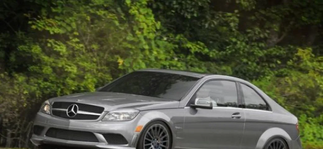 Mercedes Classe C Coupè: confermato il V8 5.5 biturbo per la AMG Black Series