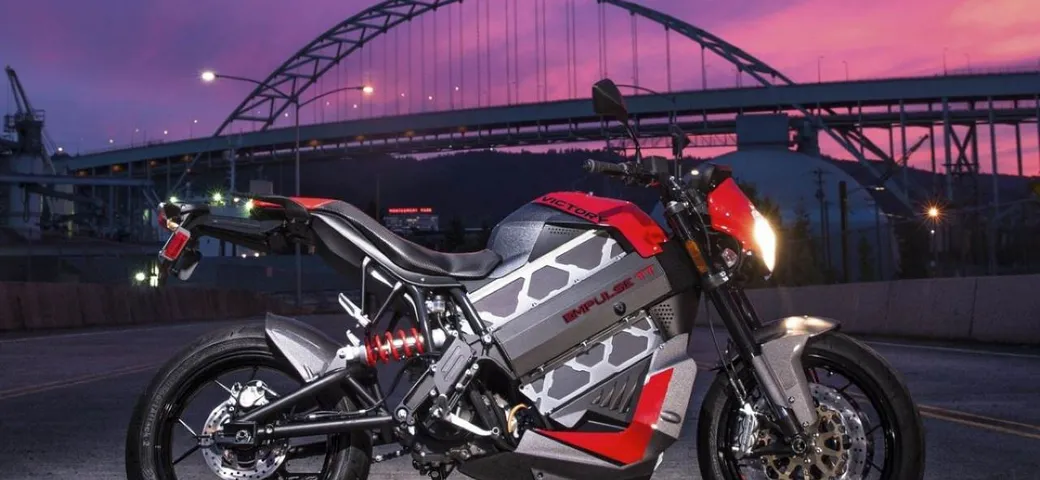Victory Empulse TT: made in USA, elettrica e versatile