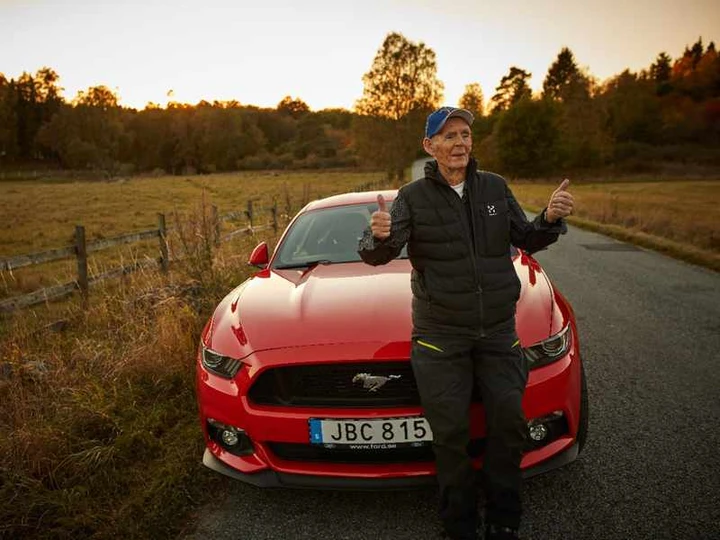 Svezia: a 97 anni, decide di comprarsi di nuovo una Ford Mustang