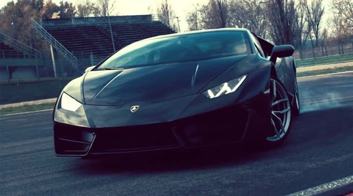 Lamborghini Huracán LP 580-2 [Video]