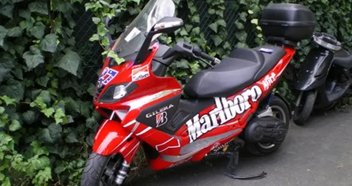 Foto del giorno: lo scooter di Stoner?