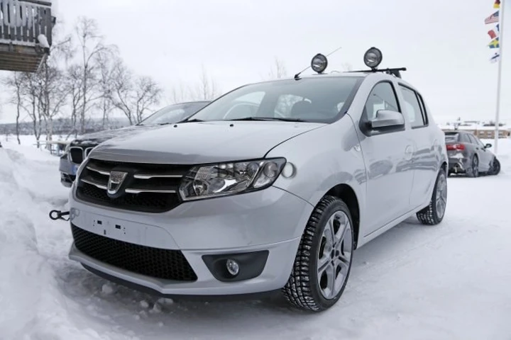 Foto spia Dacia Sandero RS