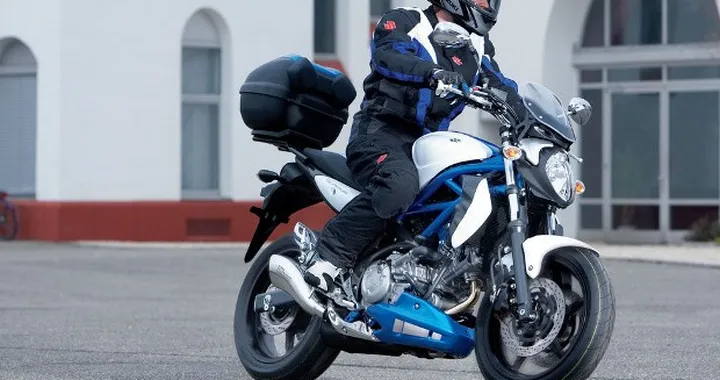 Suzuki: promozioni e offerte fino al 30 novembre