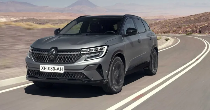 Renault Austral: dimensioni, interni, motori ibridi, uscita