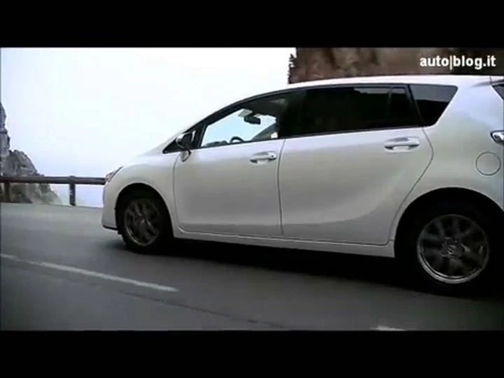 Toyota Verso 2012