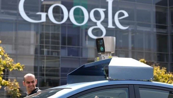 L'automobile a guida autonoma? Gli interessati preferirebberlo acquistarla da Google che non da GM