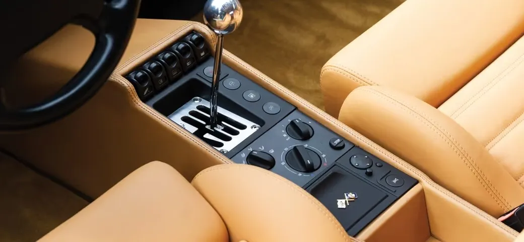 Ferrari dice addio definitivamente al cambio manuale: non ci sarà più