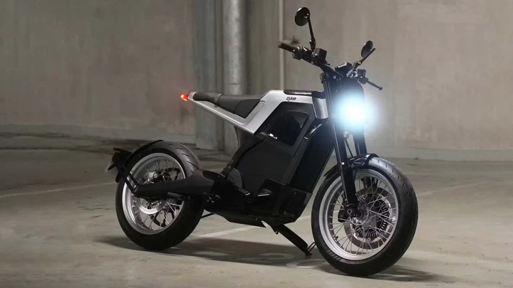 DAB 1: supermoto elettrica urbana a €9.990