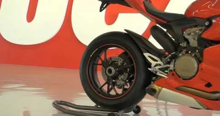 Ducati 1199 Panigale: Intervista Salvo Pennisi di Pirelli