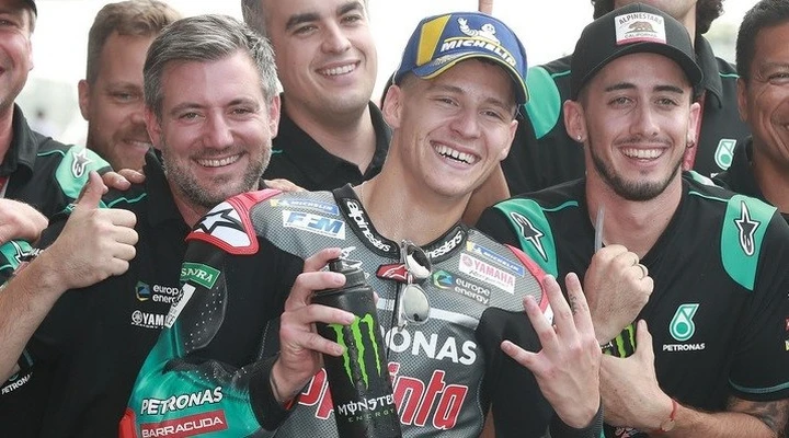 Pole-Quartararo a Buriram: 
