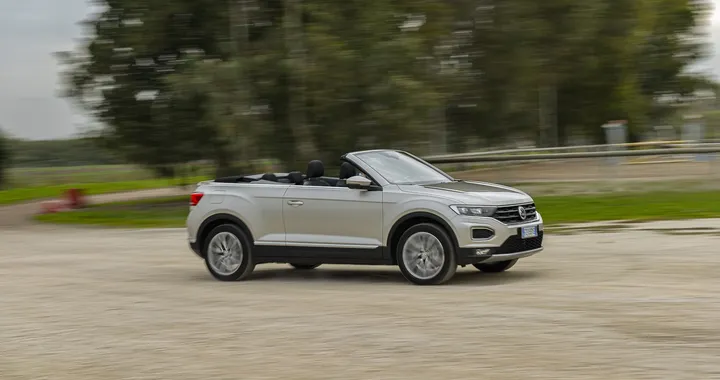 Volkswagen T-Roc Cabriolet 1.5 TSI DSG Style: la prova su strada