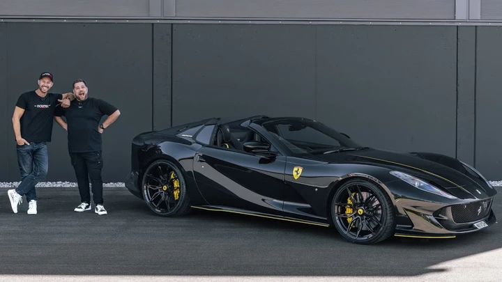 Compra una Ferrari 812 GTS da 450.000 dollari, ma dà soltanto problemi non risolti