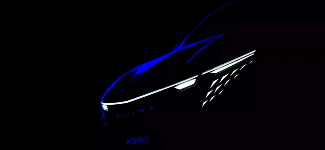 Alpine A390, la prima fastback sportiva alla spina arriva a maggio