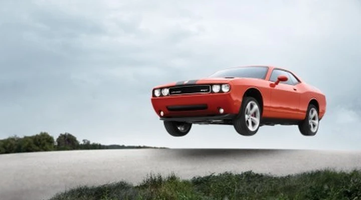 Dodge Challenger: nel 2009 arriva il cambio manuale