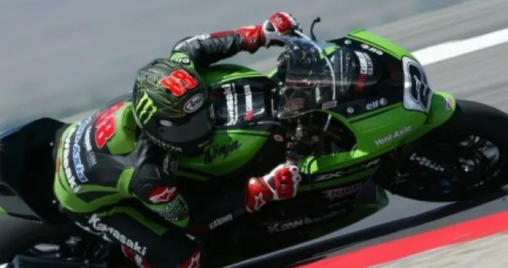 SBK: Jamie Hacking confermato in Kawasaki per altri due round, Misano e Donington Park