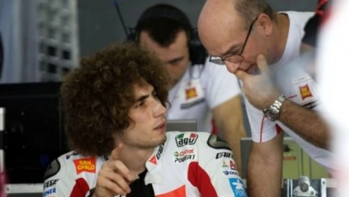 MotoGP: brutta caduta per Simoncelli dopo soli 2 giri. Negativo il responso della tac