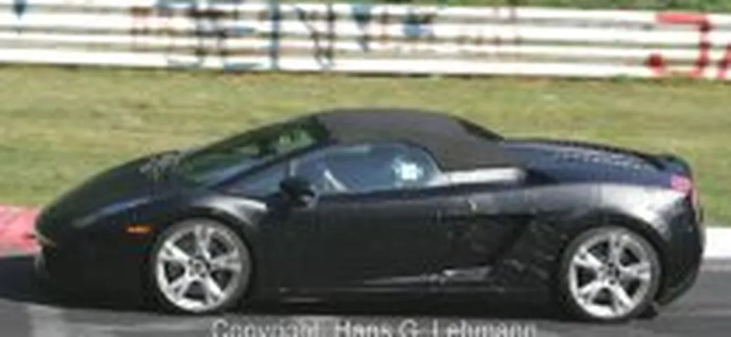 Spy shot Lamborghini Gallardo Roadster