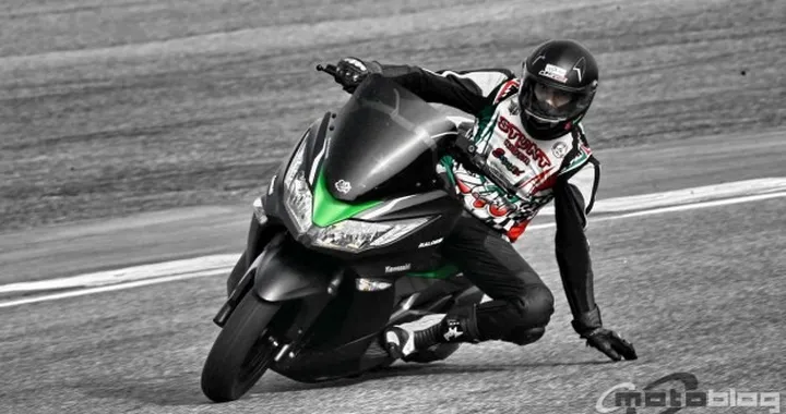 Kawasaki J300 by Malossi: lo scooter di Akashi prende gli steroidi
