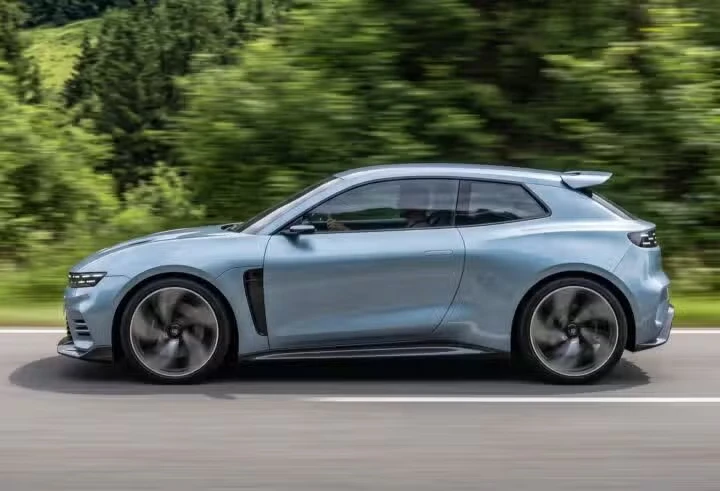 Fiat Punto, il ritorno che fa sognare: tre porte, cambio manuale e anima sportiva