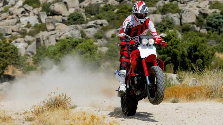 Honda VFR 750 '91 Dakar by Chilly Racing