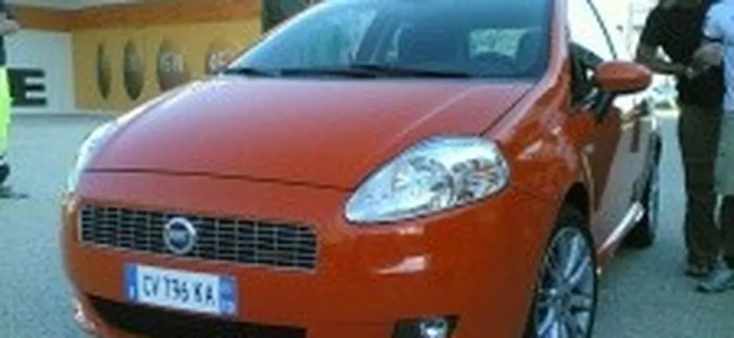 Nuove foto della Fiat Punto 199