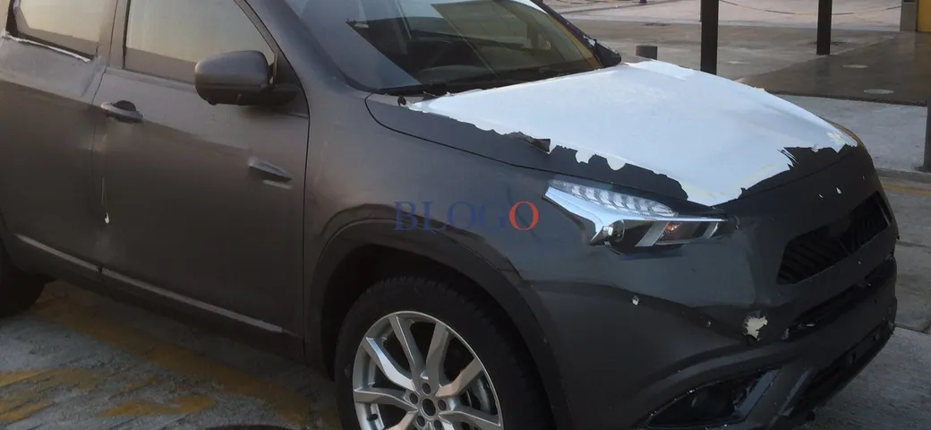 DR4: foto spia di un lettore