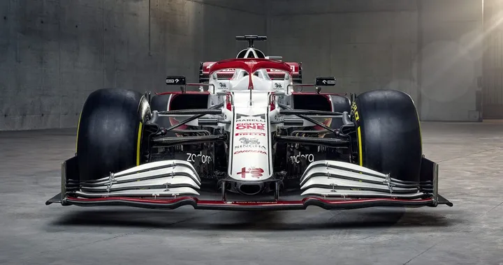Formula 1: l'Alfa Romeo C41 svelata a Varsavia