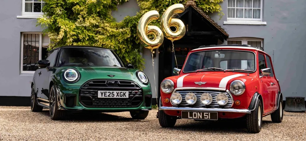 Mini, compie 66 anni di storia: la pestifera britannica icona di stile
